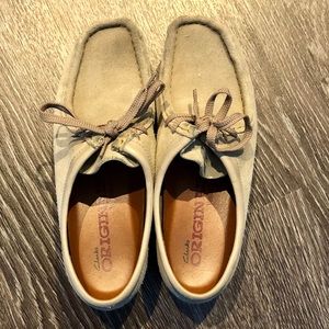 Clarks Women’s Original Wallabees